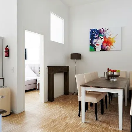 Appartement Sc 04 By Rockchair L Superhost Status L 4 Bedrooms Boxspringbeds 2 Bathrooms Balcony Elevator - Cozy Family & Business Flair Welcomes You! Berlijn
