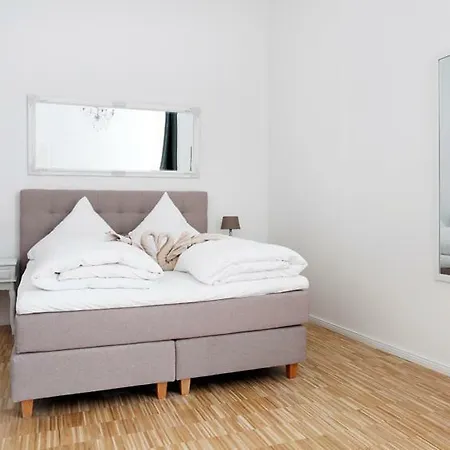 Apartmán Sc 04 By Rockchair L Superhost Status L 4 Bedrooms Boxspringbeds 2 Bathrooms Balcony Elevator - Cozy Family & Business Flair Welcomes You! Berlín